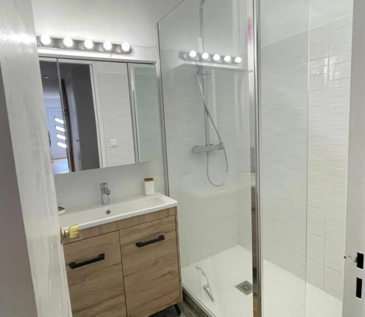 Beautiful And Spacious House Near The Sea Frejus Holiday home