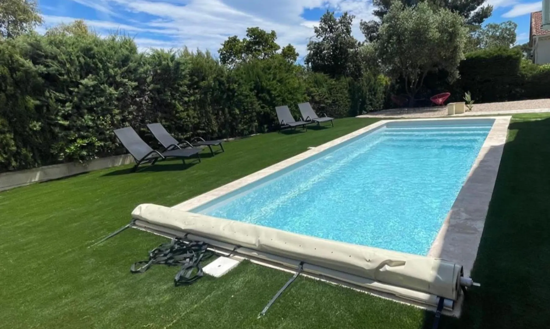 Beautiful And Spacious House Near The Sea Frejus